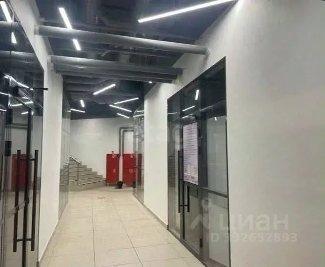 Помещение свободного назначения в Санкт-Петербург ул. Крыленко, 6к5 ... - Фото 1