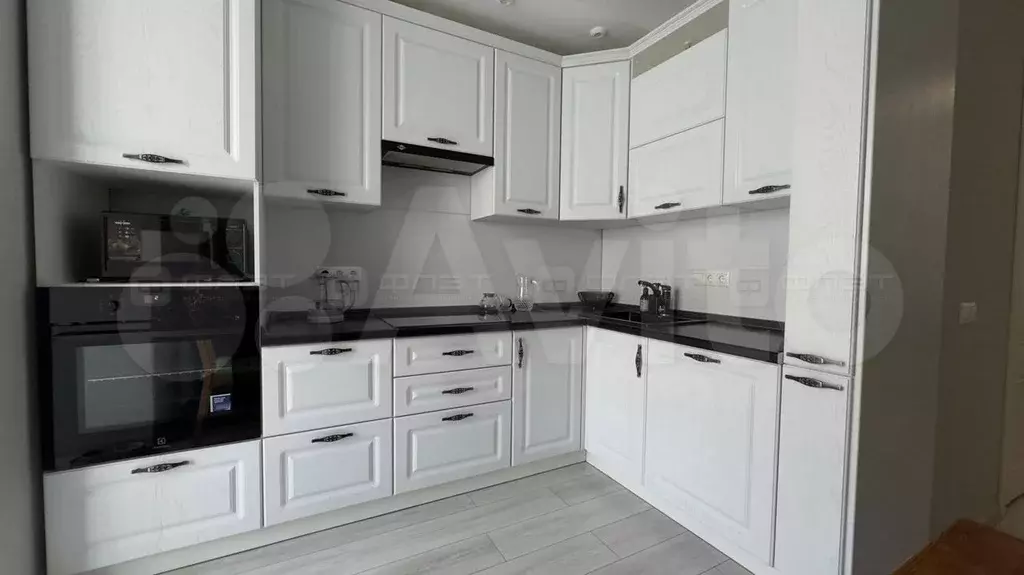 1-к. квартира, 40 м, 4/9 эт. - Фото 0