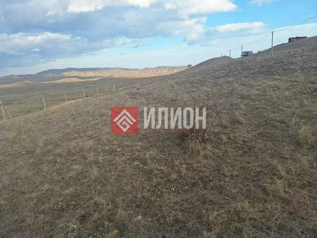 Участок в Севастополь с. Кизиловое, ул. Российская, 351 (5.0 сот.) - Фото 1