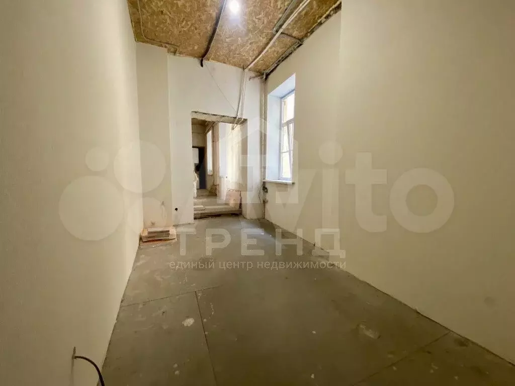 Комната 14 м в 8-к., 2/6 эт. - Фото 0