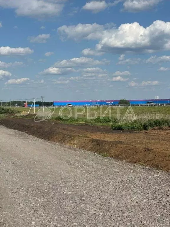 Участок в Тюменская область, Тюменский район, д. Малиновка  (28.0 ... - Фото 0