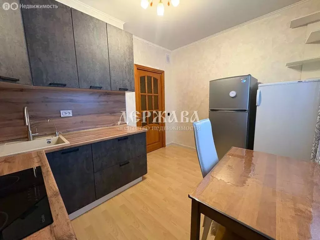 1-комнатная квартира: Старый Оскол, микрорайон Будённого, 7А (36.6 м) - Фото 2