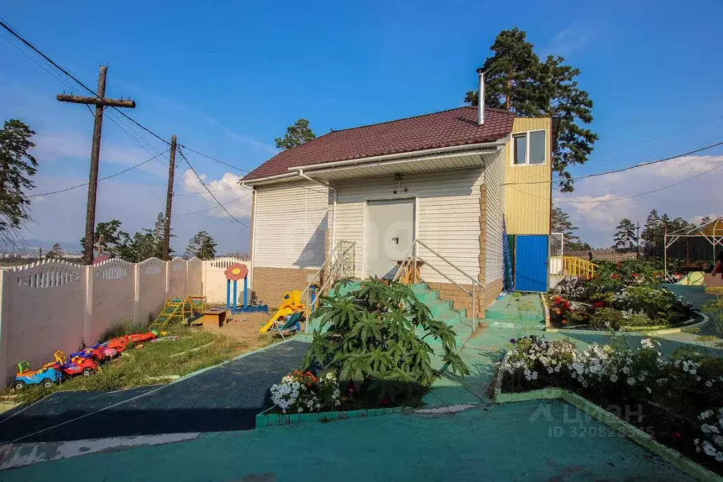 Дом в Бурятия, Улан-Удэ ул. Бирюзовая, 2 (198 м) - Фото 1