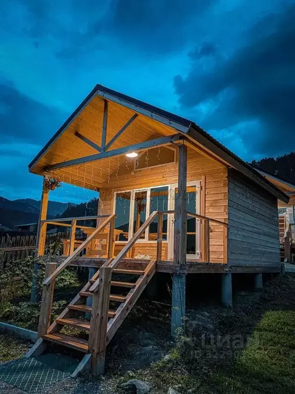 Дом в Алтай, Чемальский район, Элекмонарское с/пос, с. Элекмонар ул. ... - Фото 2