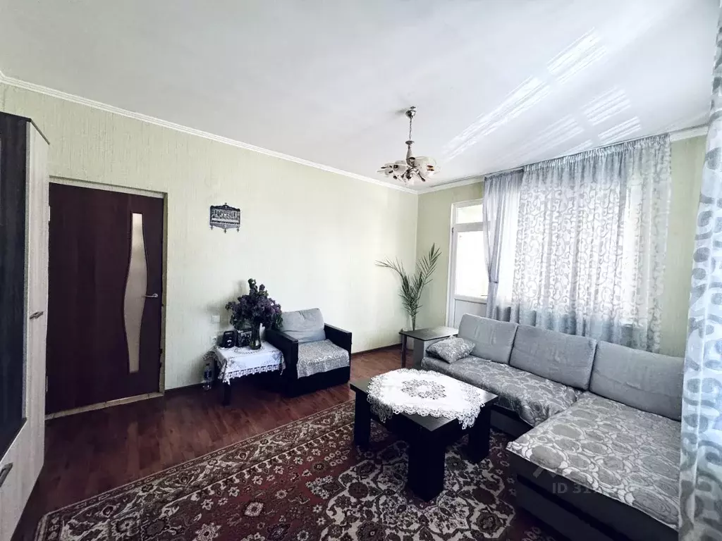 3-к кв. Краснодарский край, Краснодар ул. Сергиевская, 49 (78.7 м) - Фото 0