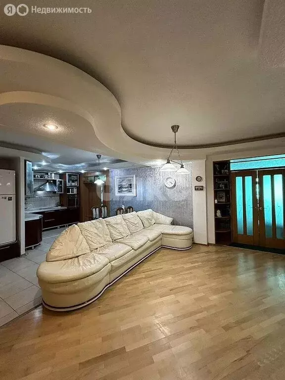 4-комнатная квартира: Ростов-на-Дону, Соборный переулок, 94А (164 м) - Фото 0