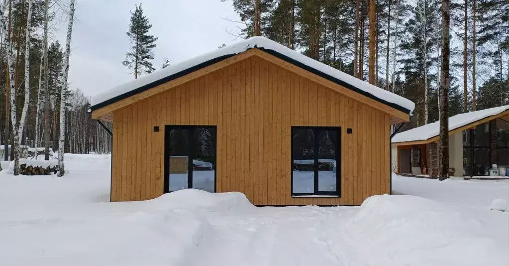 Дом в Свердловская область, Сысертский муниципальный округ, пос. ... - Фото 2