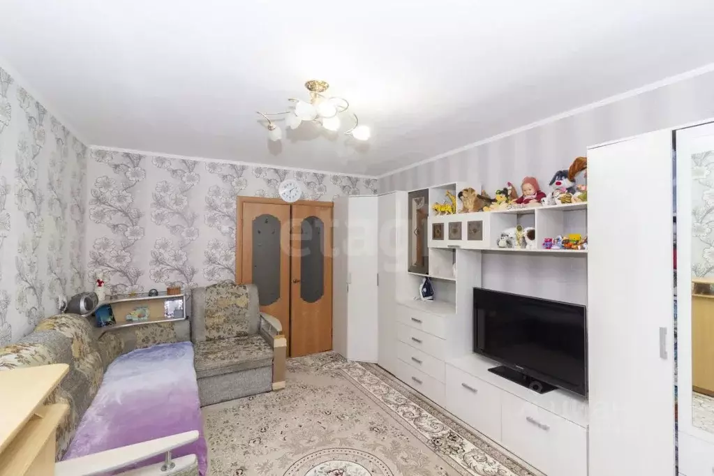 3-к кв. Тюменская область, Тюмень Ставропольская ул., 5 (58.3 м) - Фото 1