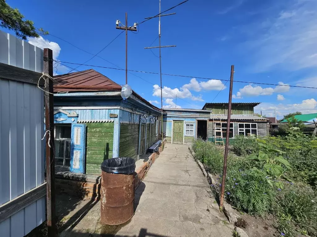 Дом в Омская область, Калачинск ул. 70-й Бригады, 55 (56 м) - Фото 2