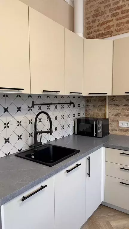 1-к. квартира, 40 м, 5/5 эт. - Фото 0
