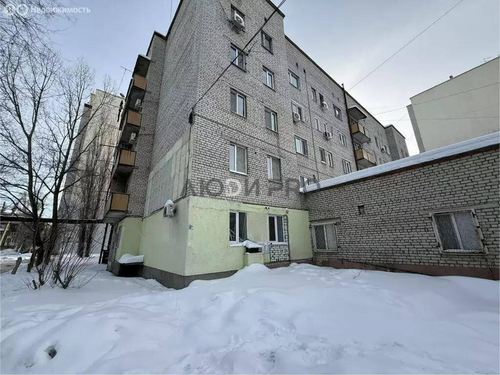 2-комнатная квартира: Энгельс, Полтавская улица, 11Б (70.8 м) - Фото 1
