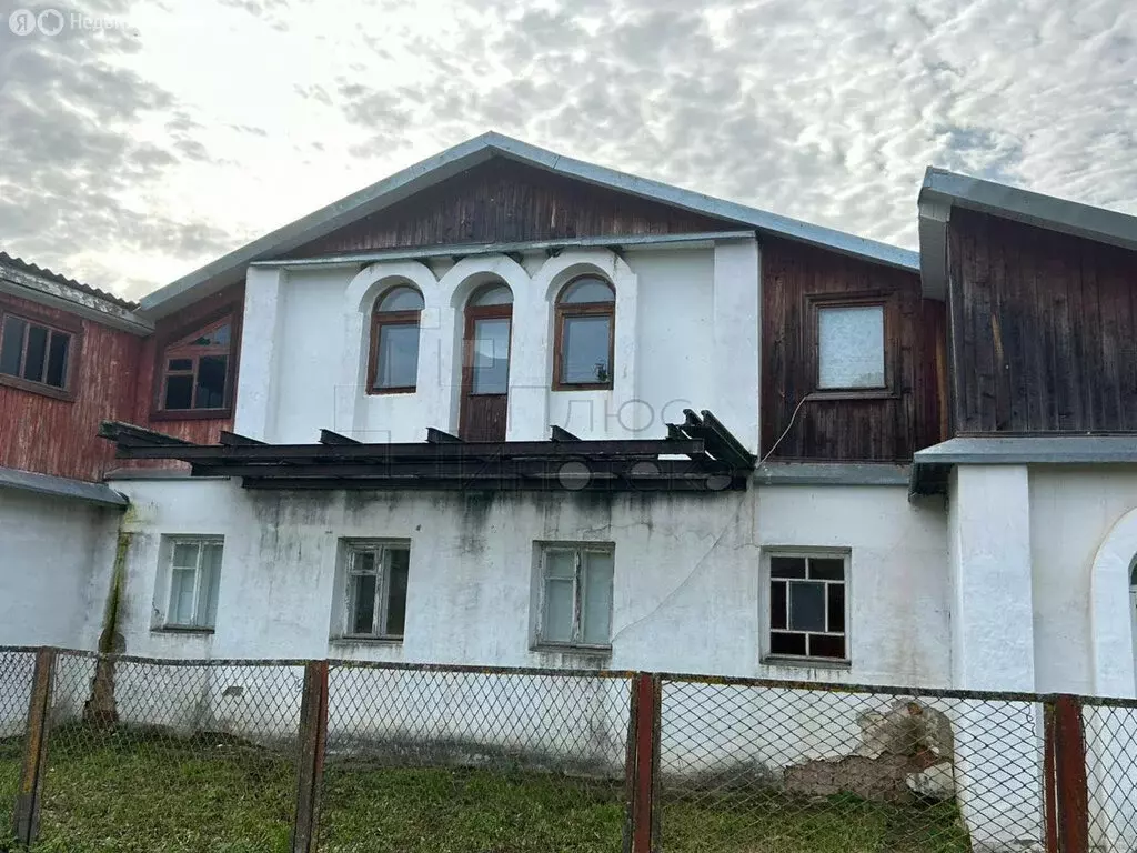 Дом в Новгородская область, Солецкий муниципальный округ, деревня ... - Фото 2