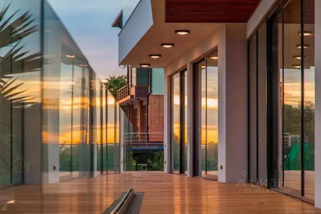 Дом в Краснодарский край, Сочи Хоста жилрайон,  (500 м) - Фото 2