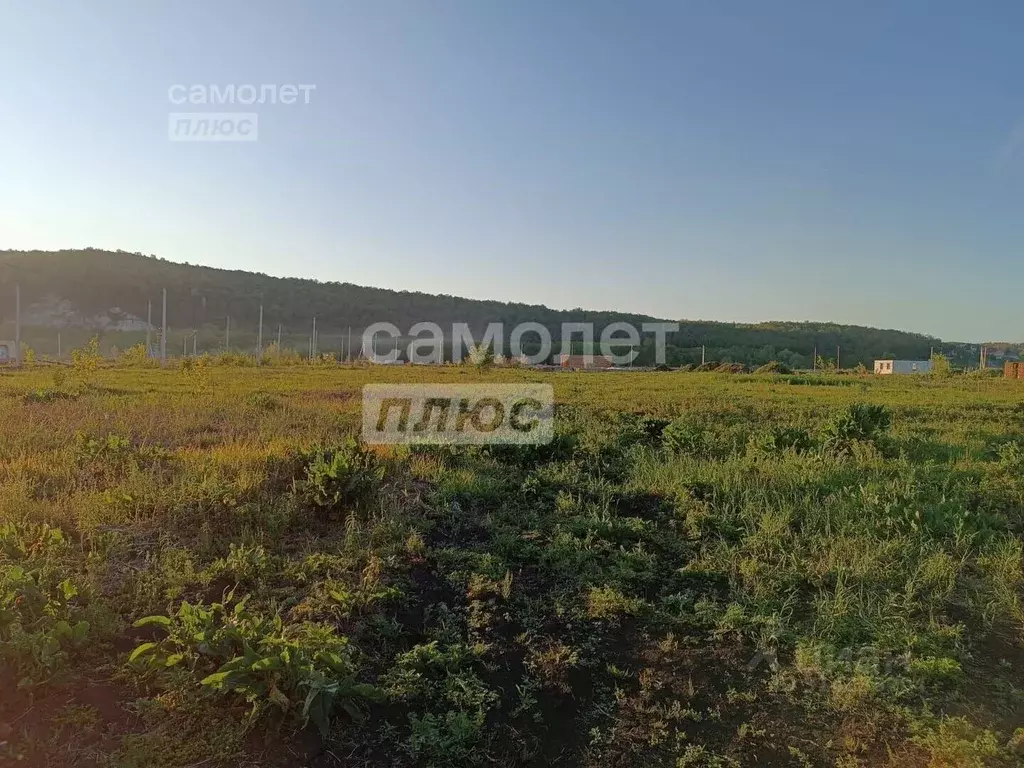 Участок в Башкортостан, Иглинский район, Акбердинский сельсовет, д. ... - Фото 1