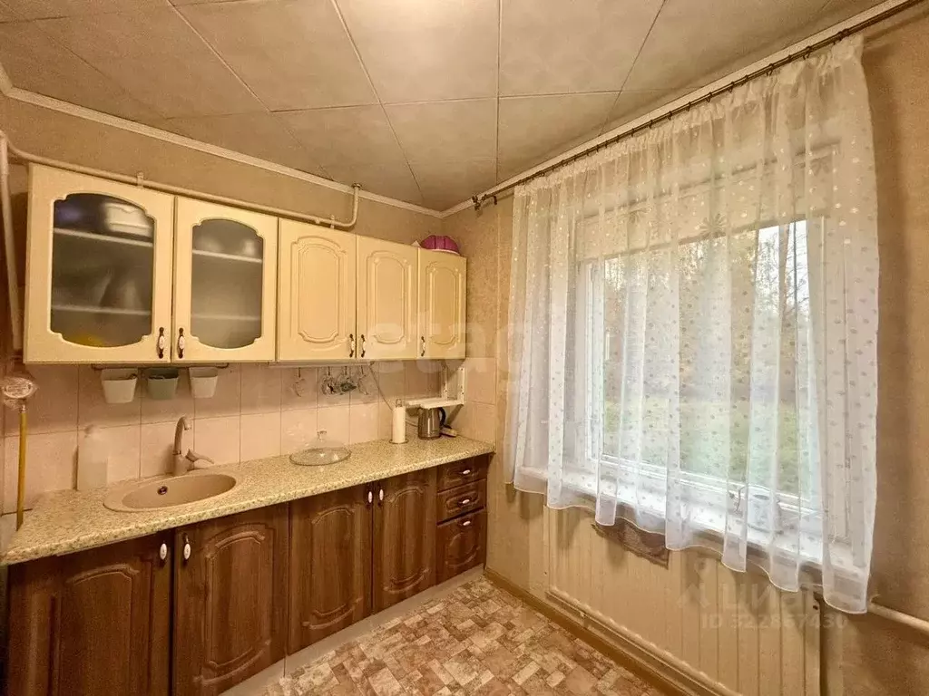 3-к кв. Псковская область, Остров ул. Чкалова, 2 (65.2 м) - Фото 1