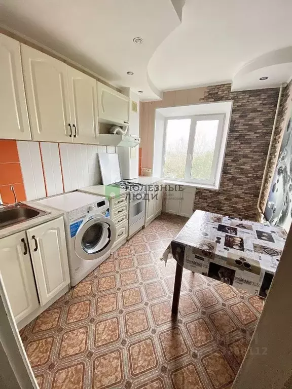 2-к кв. Курганская область, Курган Галкино ст., 1 (52.0 м) - Фото 0