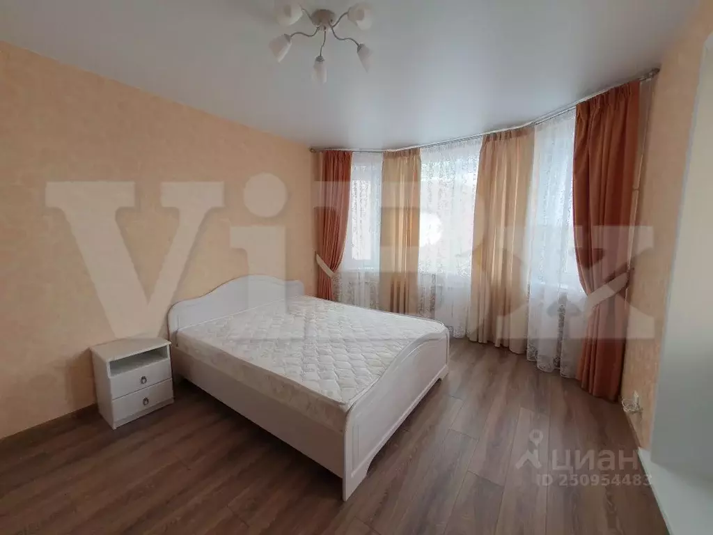 2-к кв. Липецкая область, Липецк ул. М.И. Неделина, 12 (57.0 м) - Фото 0