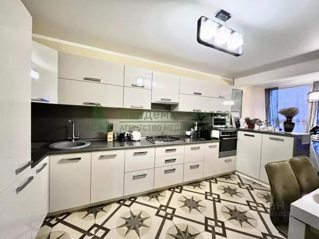 3-к кв. Саратовская область, Энгельс наб. Имени Генерал-лейтенанта ... - Фото 1