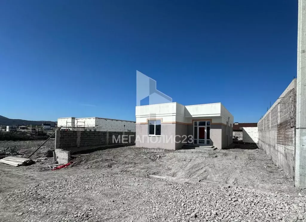 Дом в Краснодарский край, Новороссийск городской округ, с. Мысхако ... - Фото 1