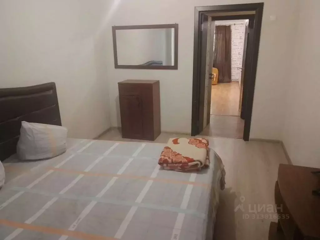 2-к кв. Крым, Симферополь ул. Трубаченко, 22 (76.0 м) - Фото 0