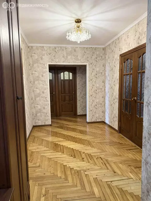 3-комнатная квартира: Нальчик, улица Тарчокова, 54В (70 м) - Фото 1
