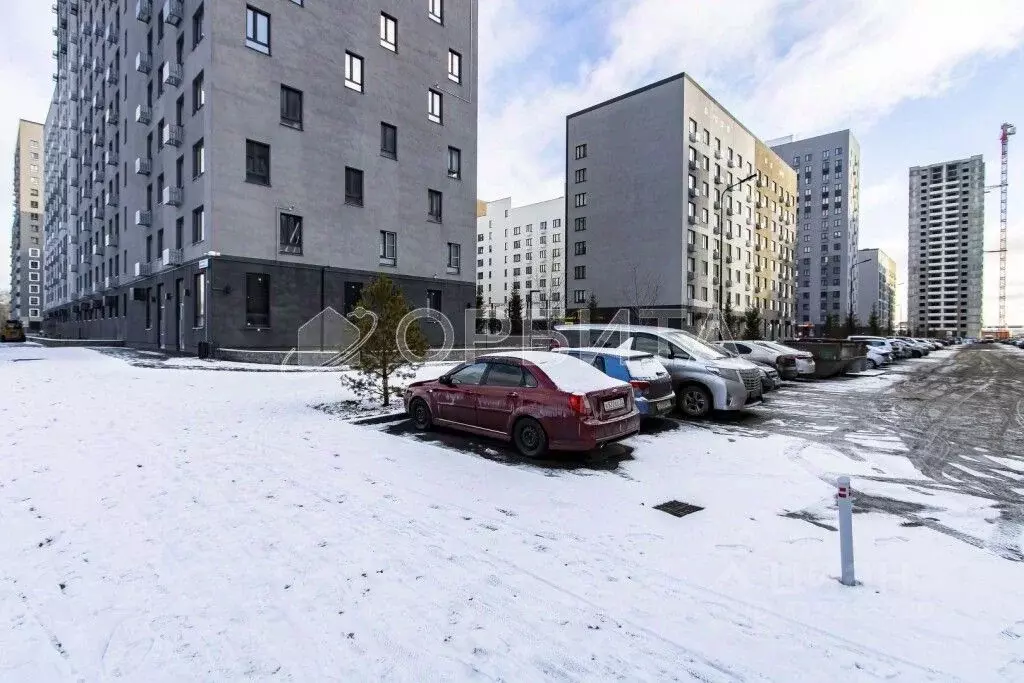 Помещение свободного назначения в Тюменская область, Тюмень ул. ... - Фото 1