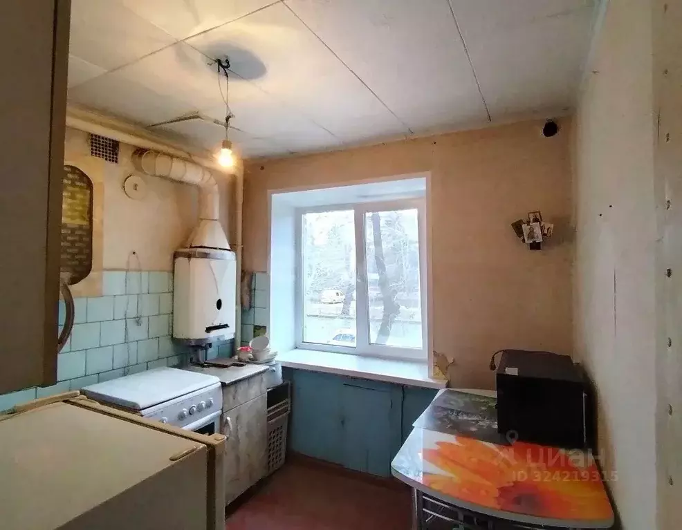 3-к кв. Саратовская область, Энгельс просп. Строителей, 12 (45.4 м) - Фото 1