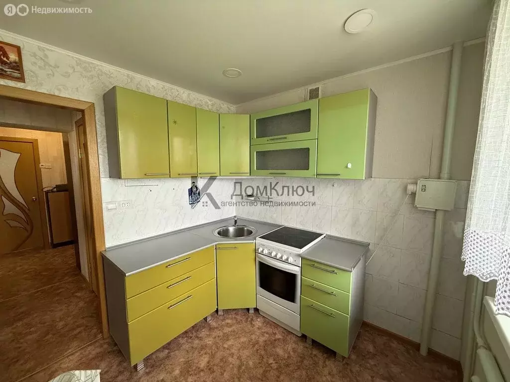 2-комнатная квартира: Кумертау, улица Пушкина, 17 (55.4 м) - Фото 2