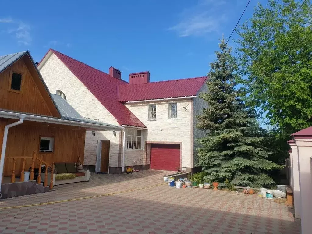 Дом в Башкортостан, Уфа ул. Земляничная, 10 (350 м) - Фото 1