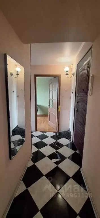 2-к кв. Самарская область, Сызрань ул. Комарова, 4 (45.9 м) - Фото 1