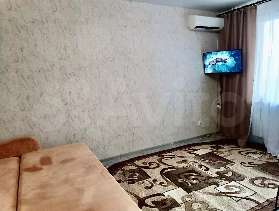 1-к. квартира, 38 м, 4/10 эт. - Фото 0