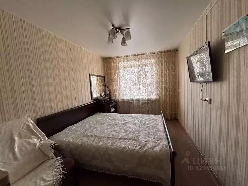 3-к кв. Тюменская область, Тюмень ул. Молодогвардейцев, 81 (74.7 м) - Фото 1
