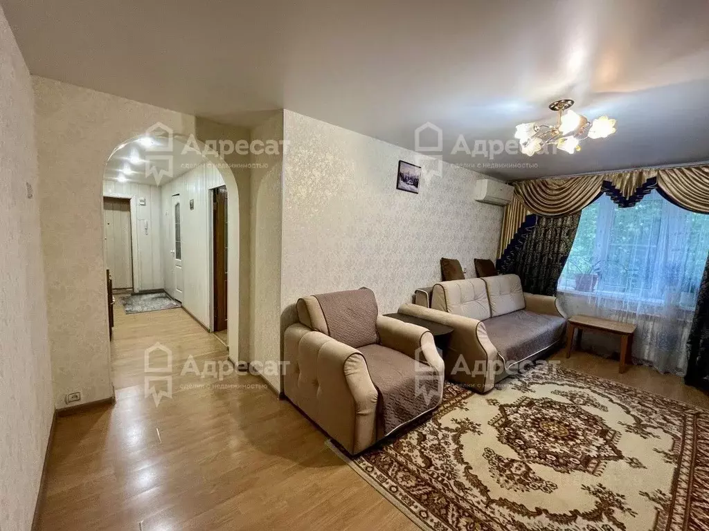 3-к кв. Волгоградская область, Волгоград ул. 64-й Армии, 59 (56.2 м) - Фото 0