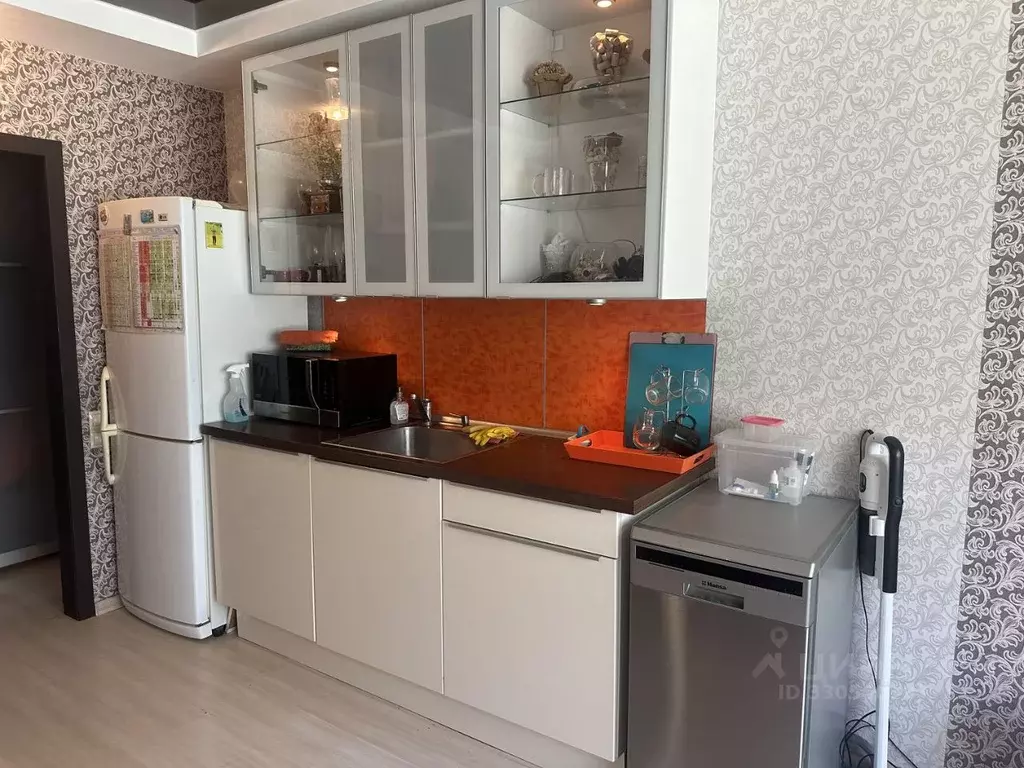 3-к кв. Новосибирская область, Новосибирск Академгородок мкр, ул. ... - Фото 2