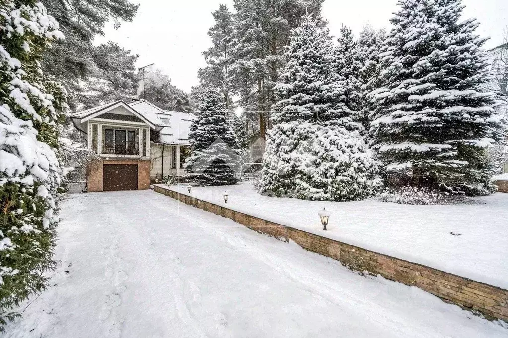 Дом в Ленинградская область, Всеволожский район, Кузьмоловский пгт ул. ... - Фото 1