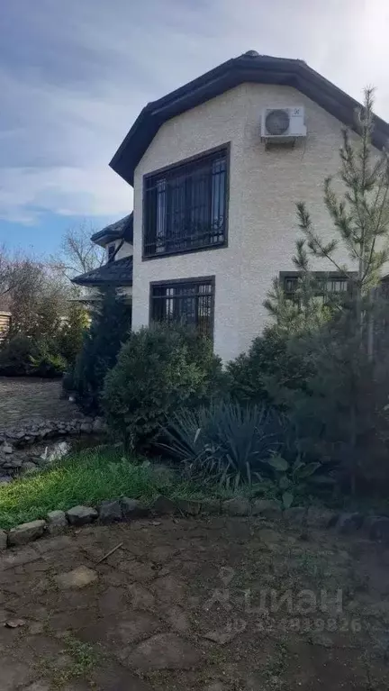 Дом в Кабардино-Балкария, Нальчик ул. Шогенова, 55к49 (230 м) - Фото 1