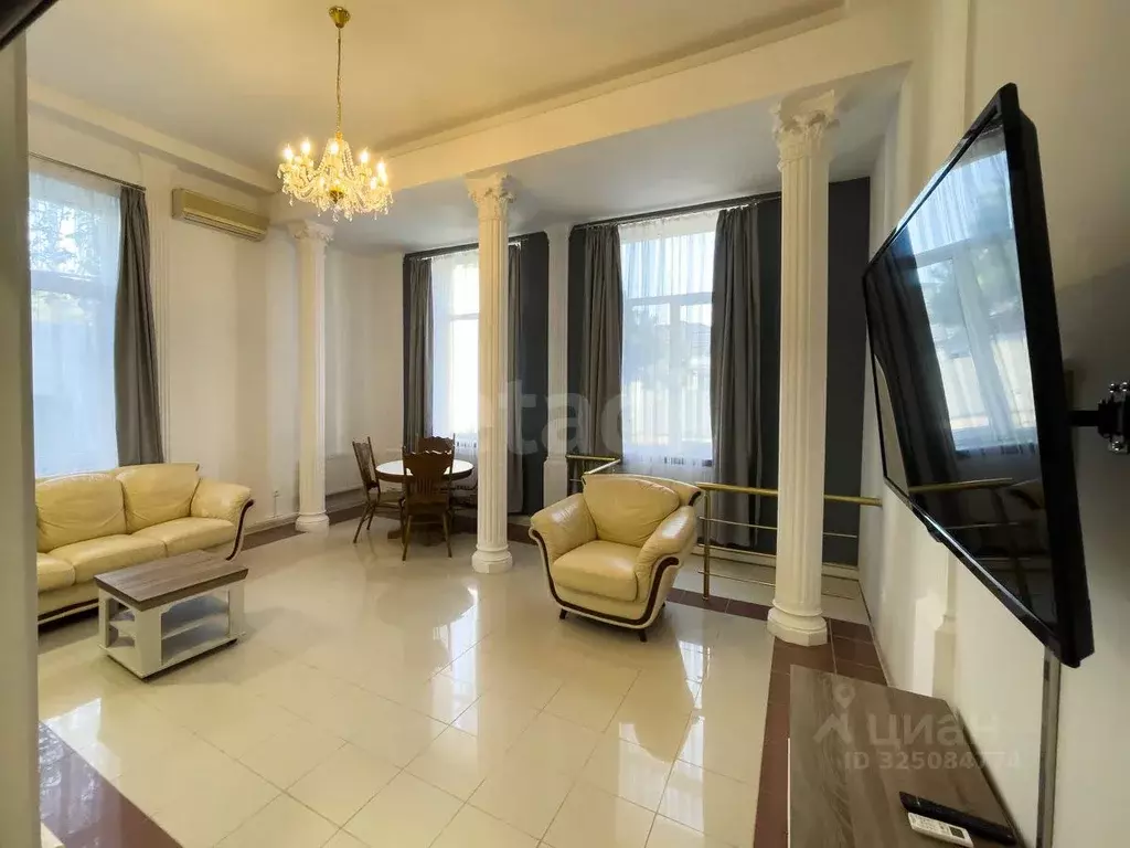 3-к кв. Краснодарский край, Геленджик Пионерская ул., 5 (120.0 м) - Фото 1