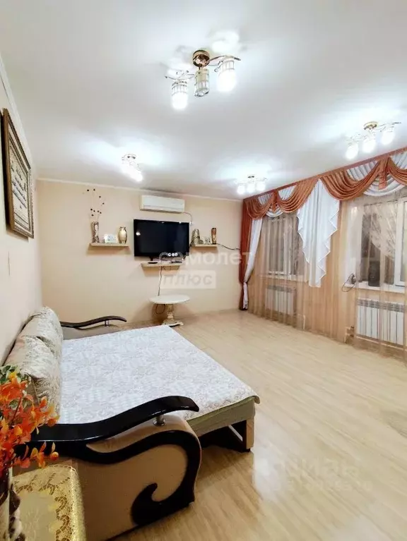 Дом в Астраханская область, Астрахань ул. Берзина, 41 (188 м) - Фото 0