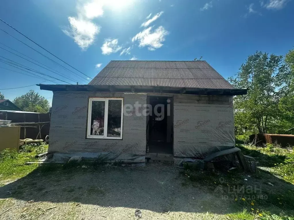 Дом в Сахалинская область, Южно-Сахалинск Лиственничное п/р, ул. 3-я ... - Фото 1