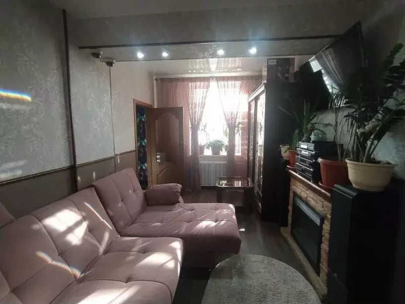 3-к кв. Свердловская область, Серов ул. Ленина, 136 (60.0 м) - Фото 1
