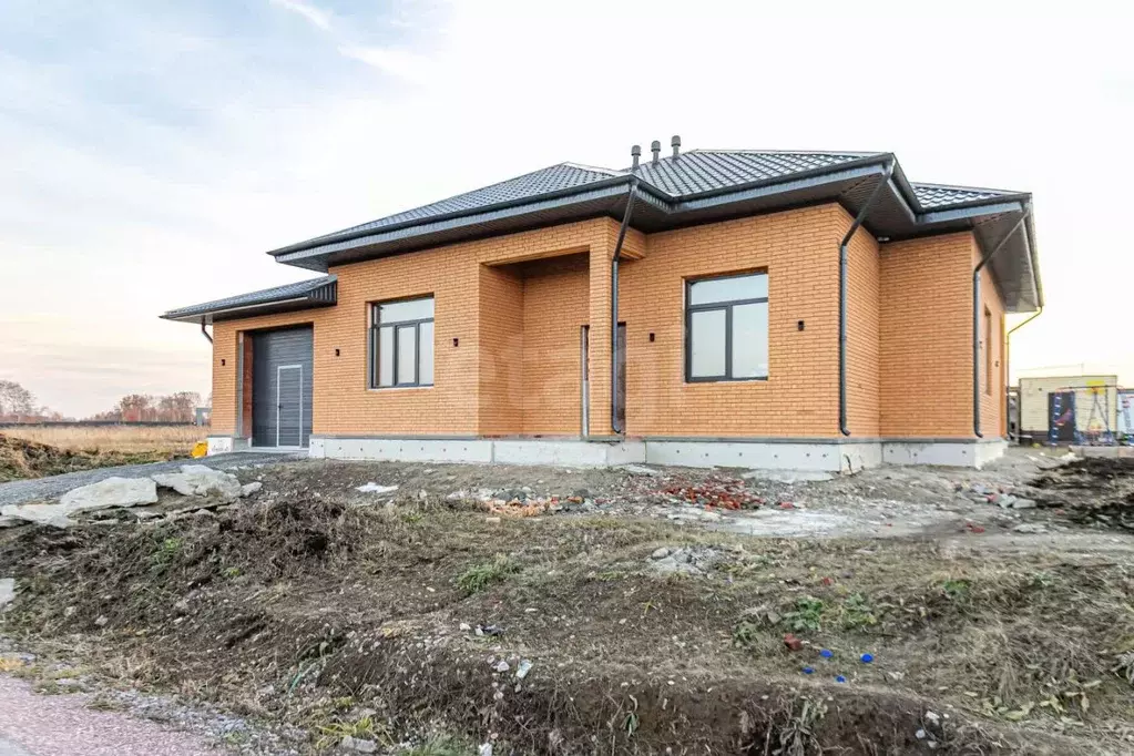 Дом в Новосибирская область, Бердск ул. Летняя, 1 (167 м) - Фото 1