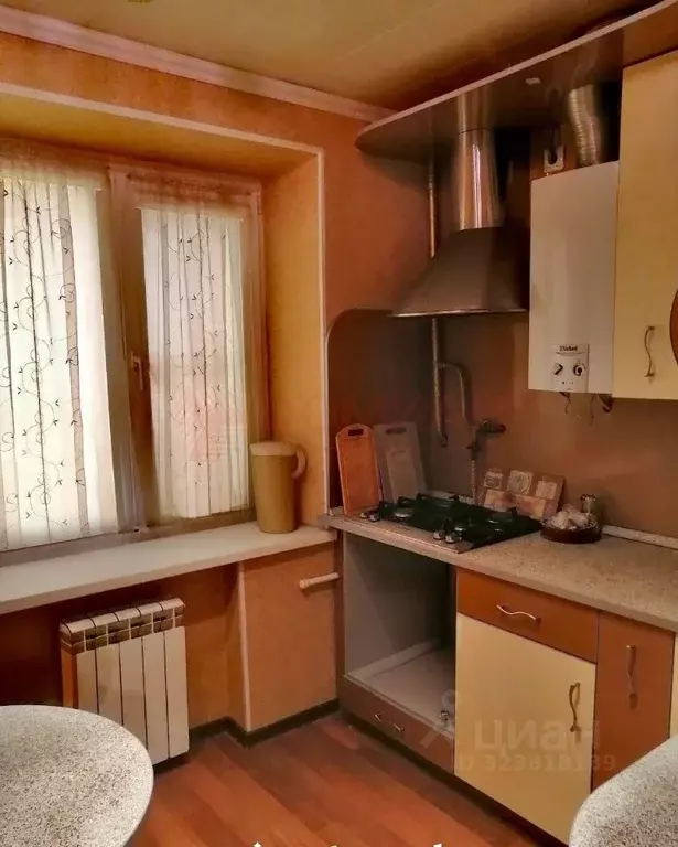 3-к кв. Ростовская область, Новочеркасск ул. Ларина (60.0 м) - Фото 1