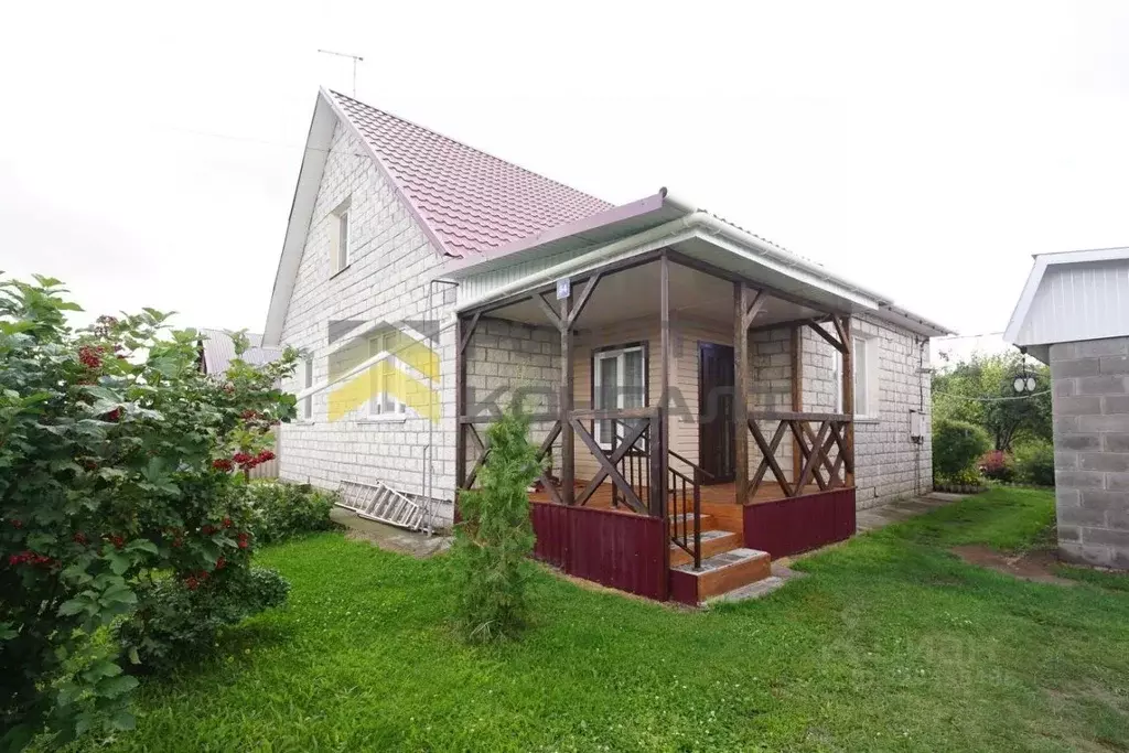 Дом в Омская область, с. Азово ул. Моцарта, 64 (120 м) - Фото 1
