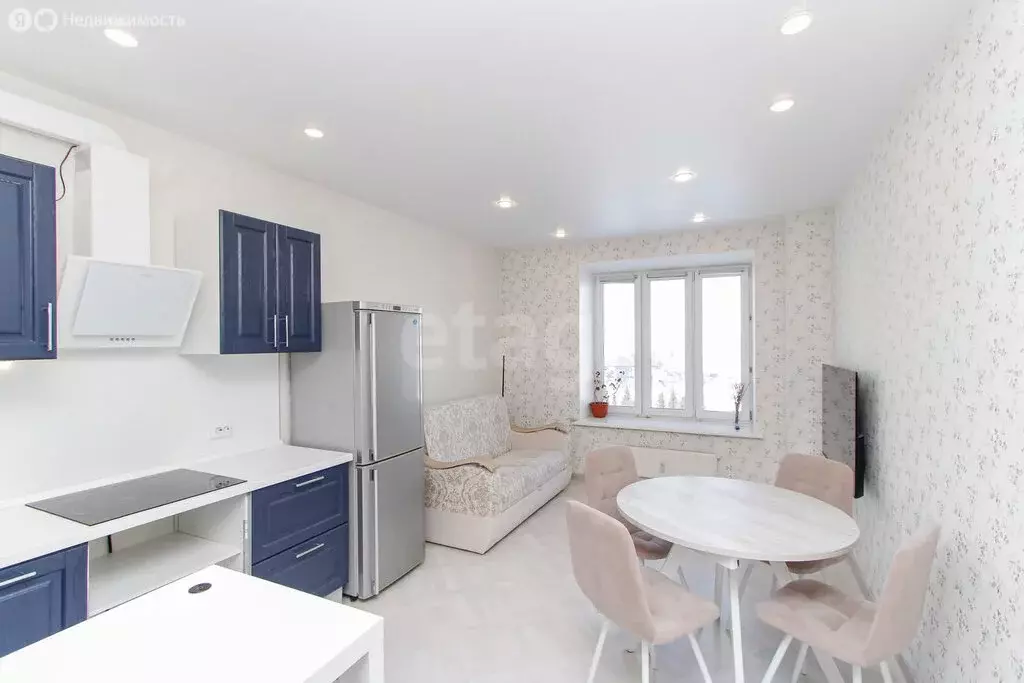 1-комнатная квартира: Тюмень, Комбинатская улица, 54к2 (45.1 м) - Фото 0