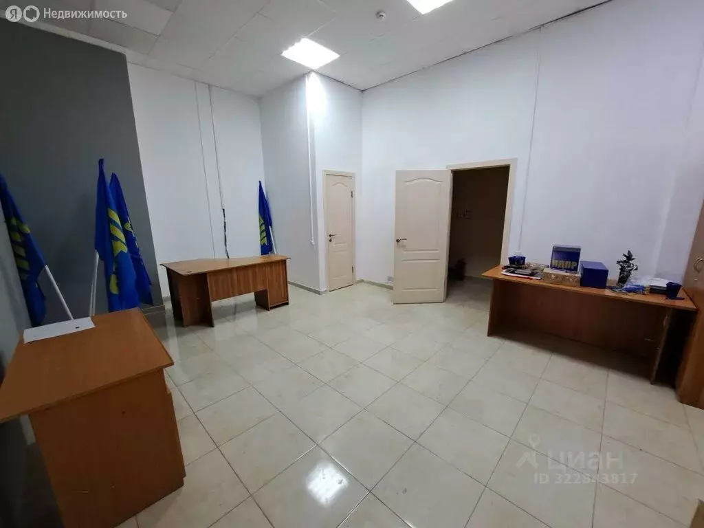 Офис (68 м) - Фото 2
