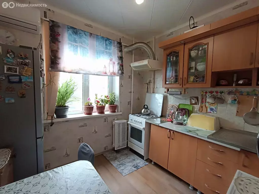 3-комнатная квартира: Волгодонск, проспект Курчатова, 35 (61.5 м) - Фото 1