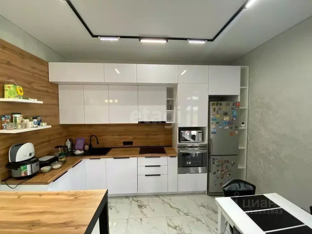 Дом в Белгородская область, Старооскольский городской округ, с. Озерки ... - Фото 1