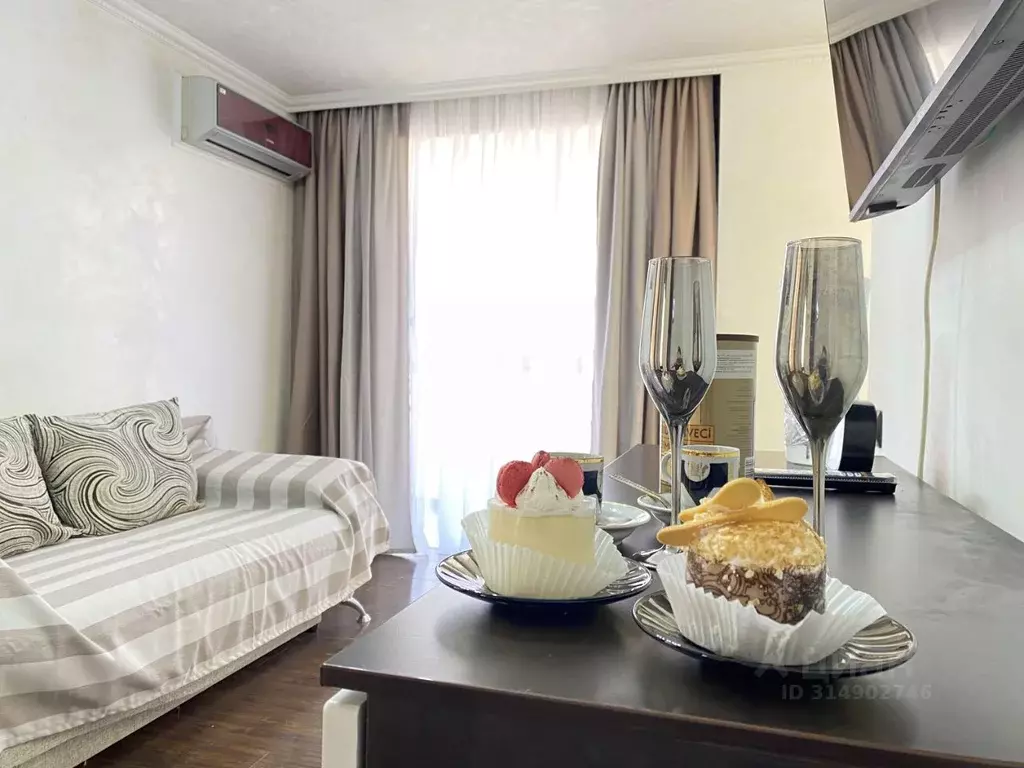 2-к кв. Крым, Симферополь ул. Севастопольская, 3 (45.0 м) - Фото 0