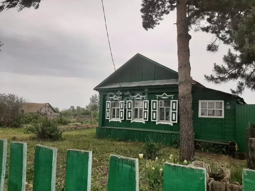 Дом в Башкортостан, Гафурийский район, Мраковский сельсовет, д. ... - Фото 0