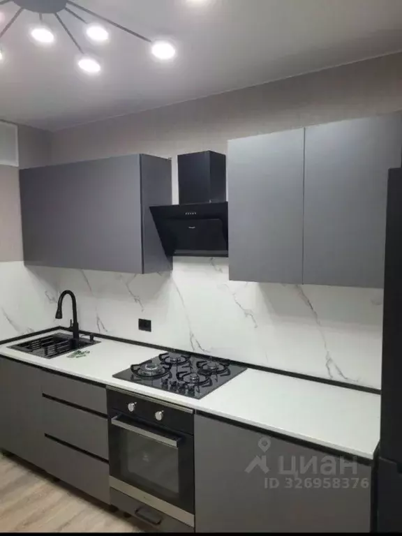 3-к кв. Тульская область, Тула Ложевая ул., 125 (67.4 м) - Фото 1